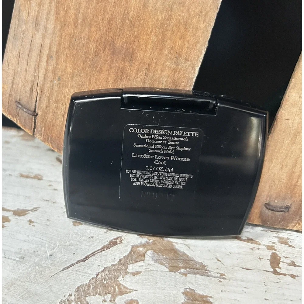 Lancome Loves Women Cool Color Design Eyeshadow Palette 0.07oz/2.0g NWOB